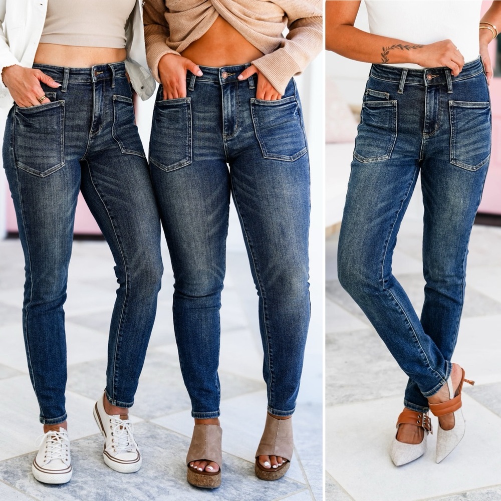 Judy Blue High Rise Classic Relaxed Jeans 26